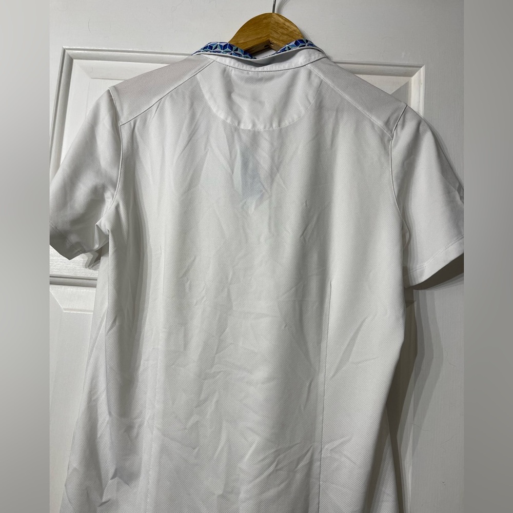 Dover Saddlery | White Polo with Blue Geometric Collar - Picture 4 of 4